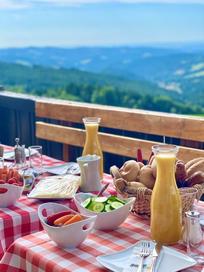 Gasthaus 3-Laenderblick Mönichkirchen Buitenkant foto