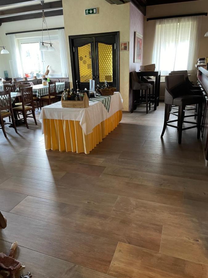 Gasthaus 3-Laenderblick Mönichkirchen Buitenkant foto